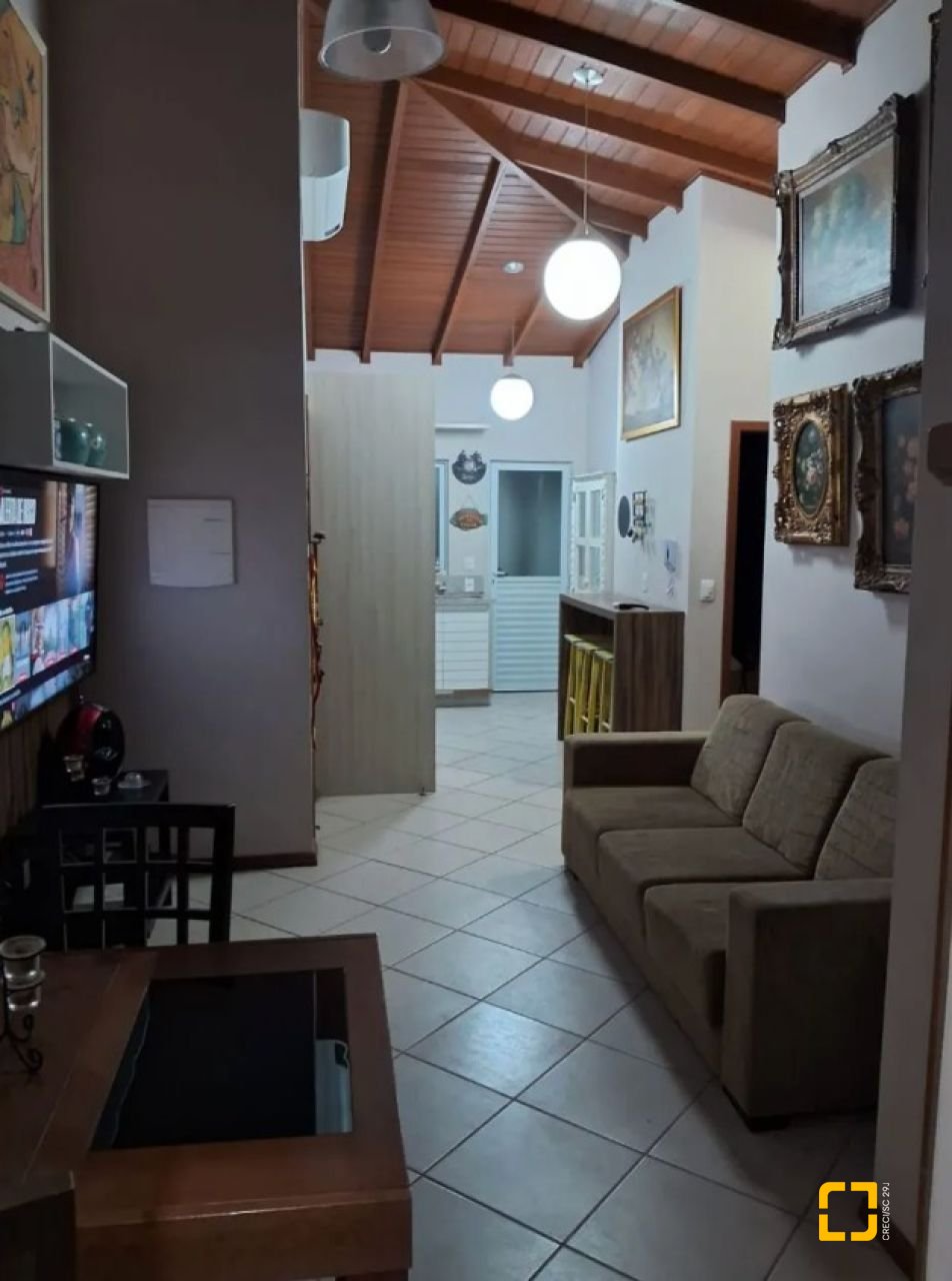 Apartamento com 79m², 3 quartos (sendo 1 suíte), 1 garagem, no bairro Santinho em Florianópolis