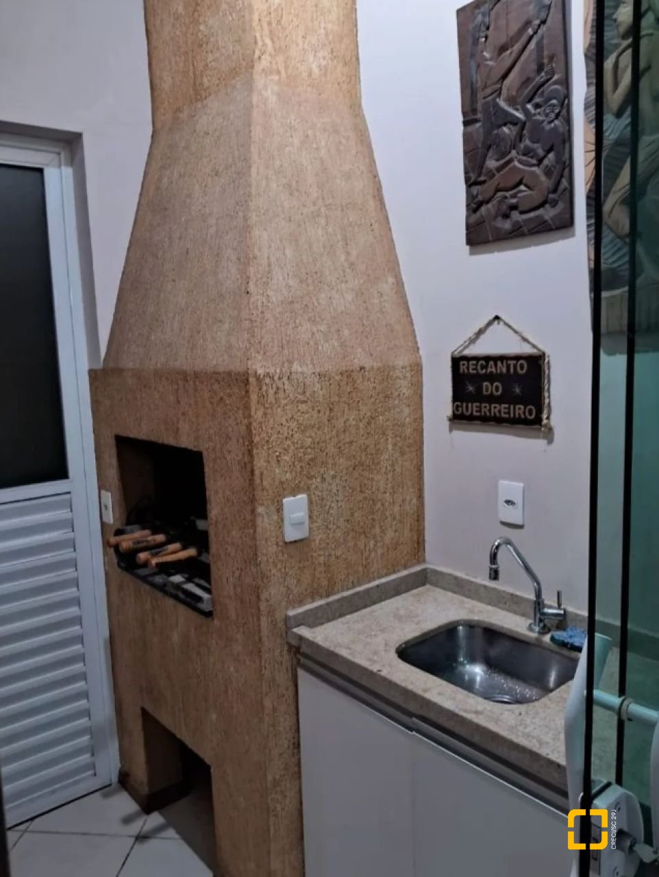 Apartamento com 79m², 3 quartos (sendo 1 suíte), 1 garagem, no bairro Santinho em Florianópolis