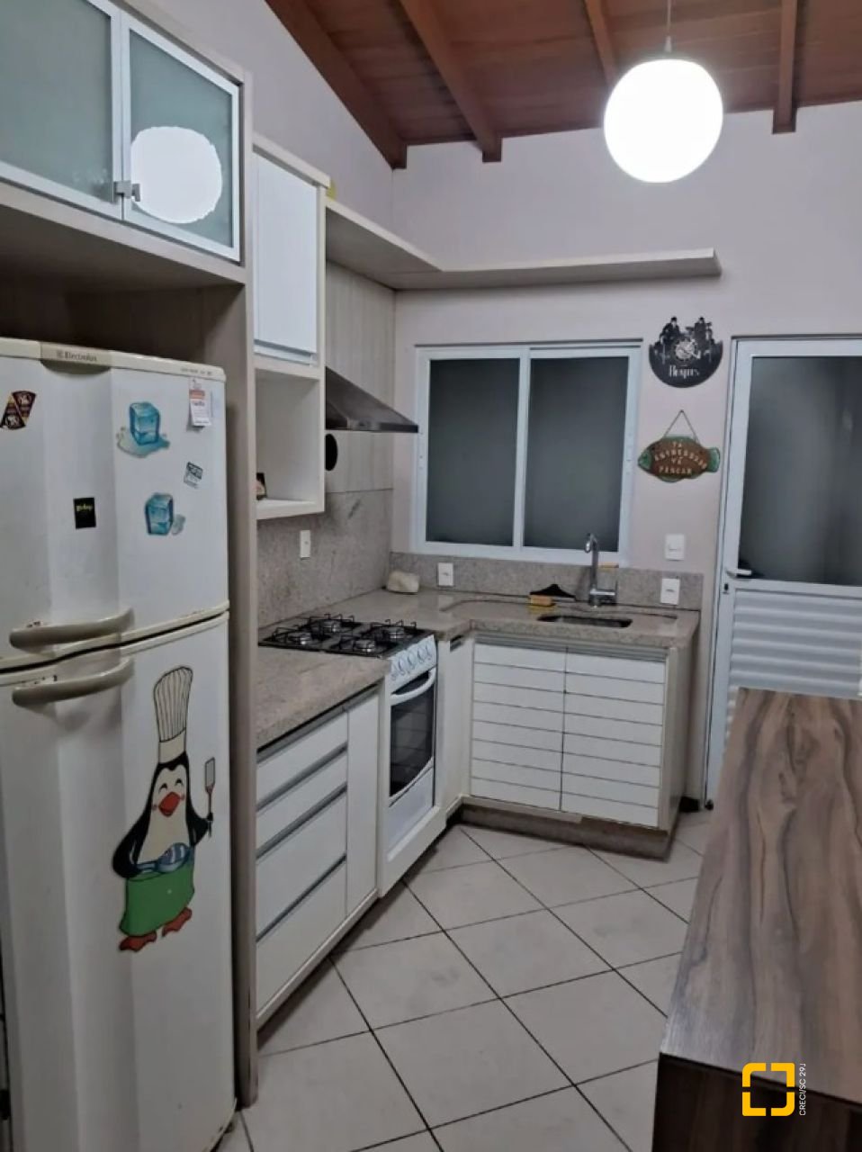 Apartamento com 79m², 3 quartos (sendo 1 suíte), 1 garagem, no bairro Santinho em Florianópolis