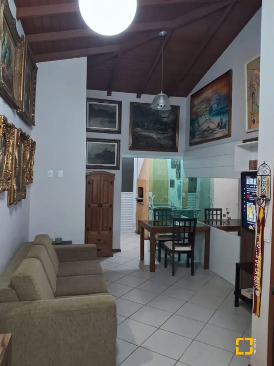 Apartamento com 79m², 3 quartos (sendo 1 suíte), 1 garagem, no bairro Santinho em Florianópolis