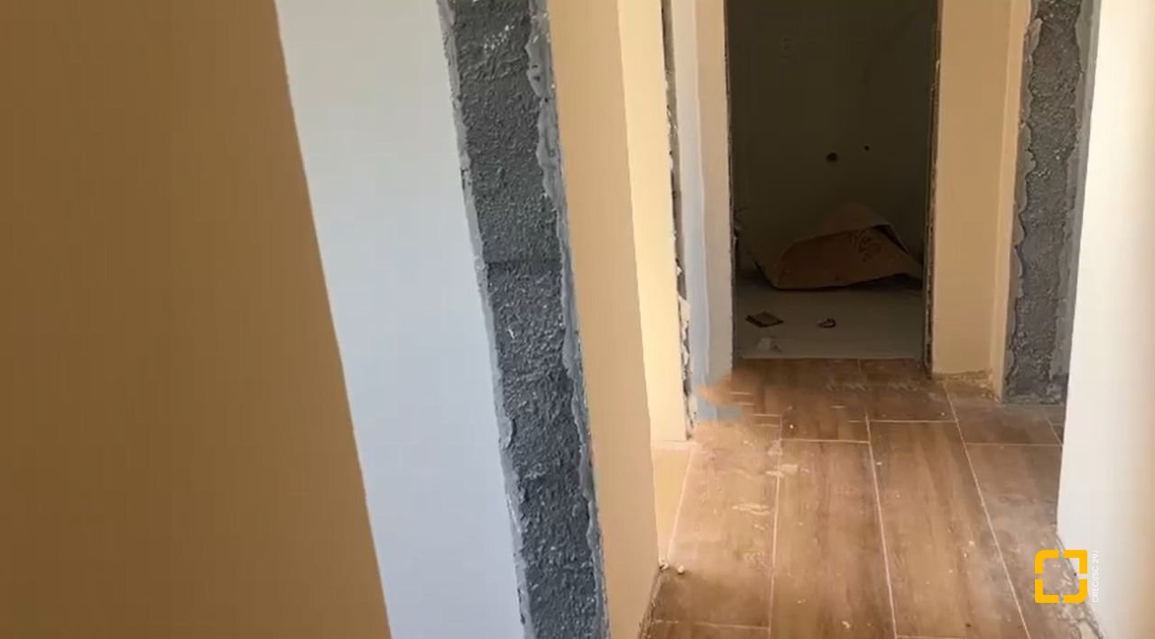 Casa com 127m², 3 quartos (sendo 1 suíte), 3 garagens, no bairro São João do Rio Vermelho em Florianópolis