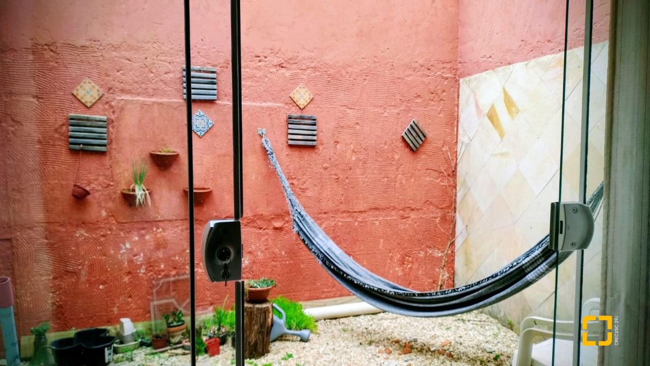 Casa com 54m², 3 quartos, 1 garagem, no bairro Barra do Sambaqui em Florianópolis