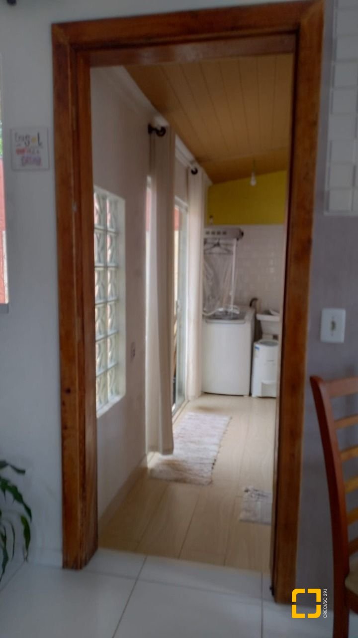 Casa com 54m², 3 quartos, 1 garagem, no bairro Barra do Sambaqui em Florianópolis