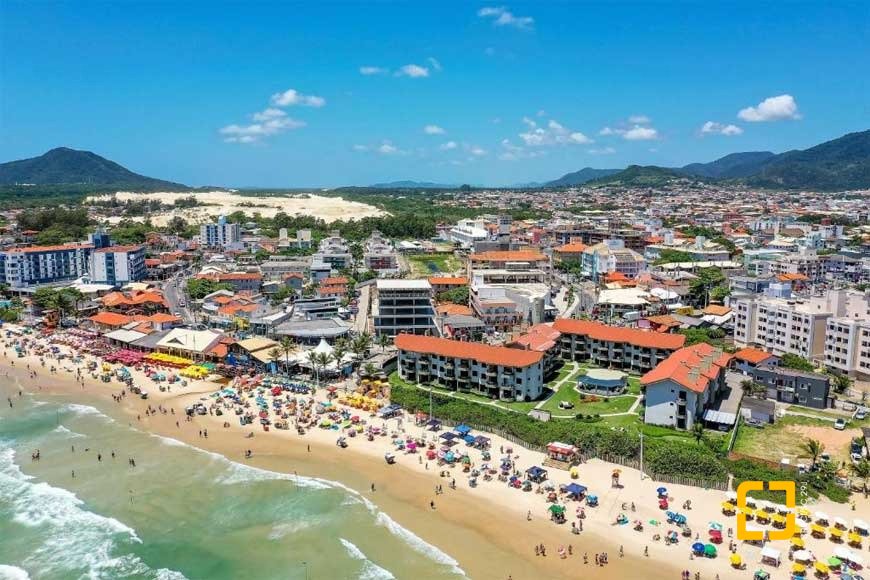 Apartamento com 149m², 6 quartos (sendo 3 suítes), 2 garagens, no bairro Jurerê em Florianópolis