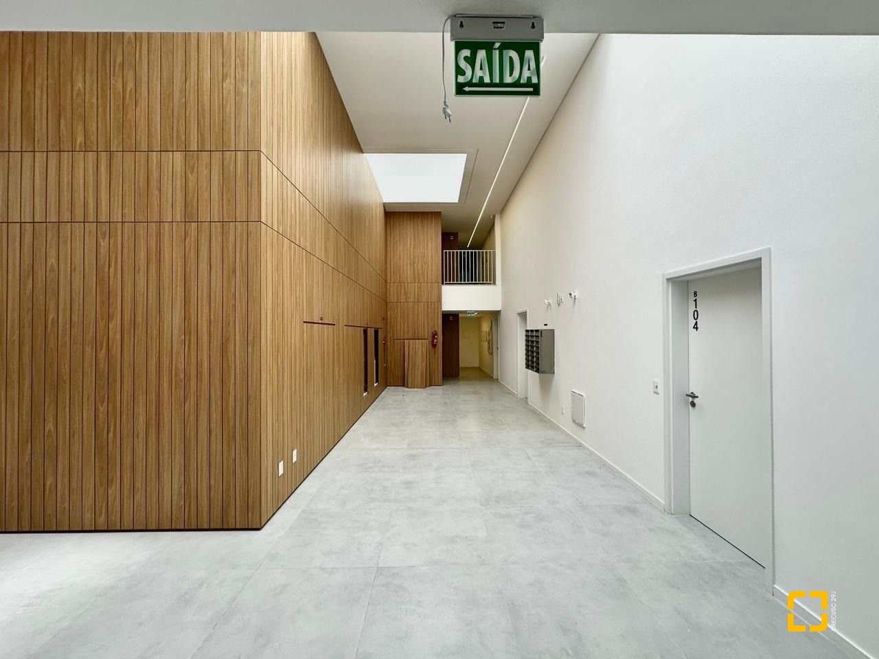 Loft com 43m², 1 quarto (sendo 1 suíte), 1 garagem, no bairro Ribeirão da Ilha em Florianópolis