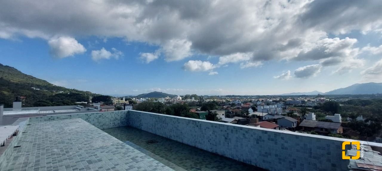 Loft com 43m², 1 quarto (sendo 1 suíte), 1 garagem, no bairro Ribeirão da Ilha em Florianópolis