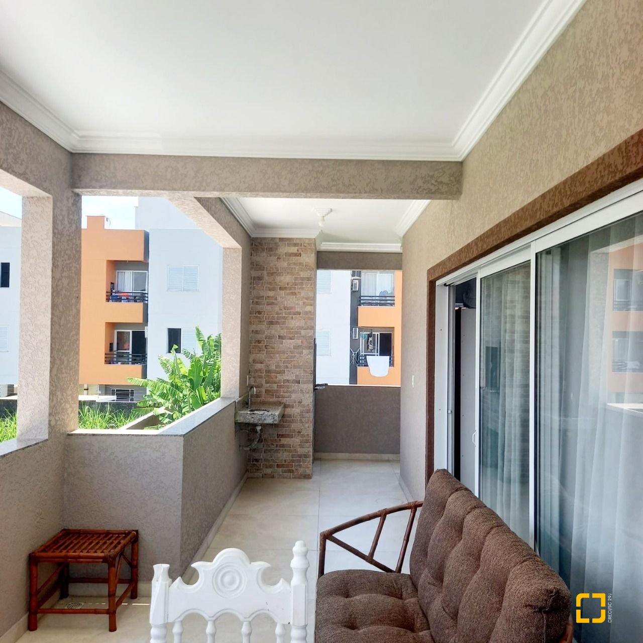 Casa com 257m², 8 quartos (sendo 2 suítes), 2 garagens, no bairro Ingleses em Florianópolis