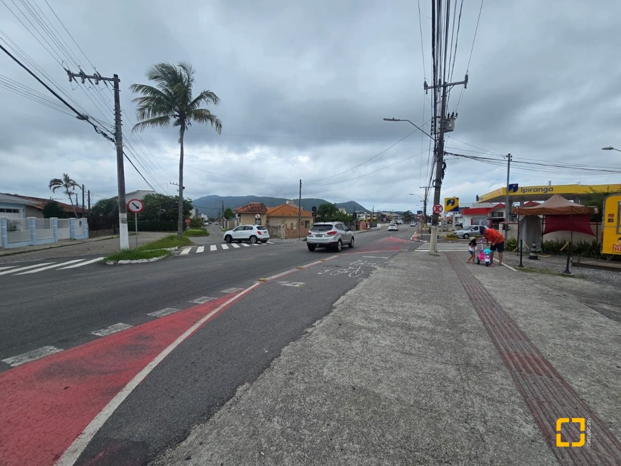 Terreno com 1292m², no bairro Carianos em Florianópolis