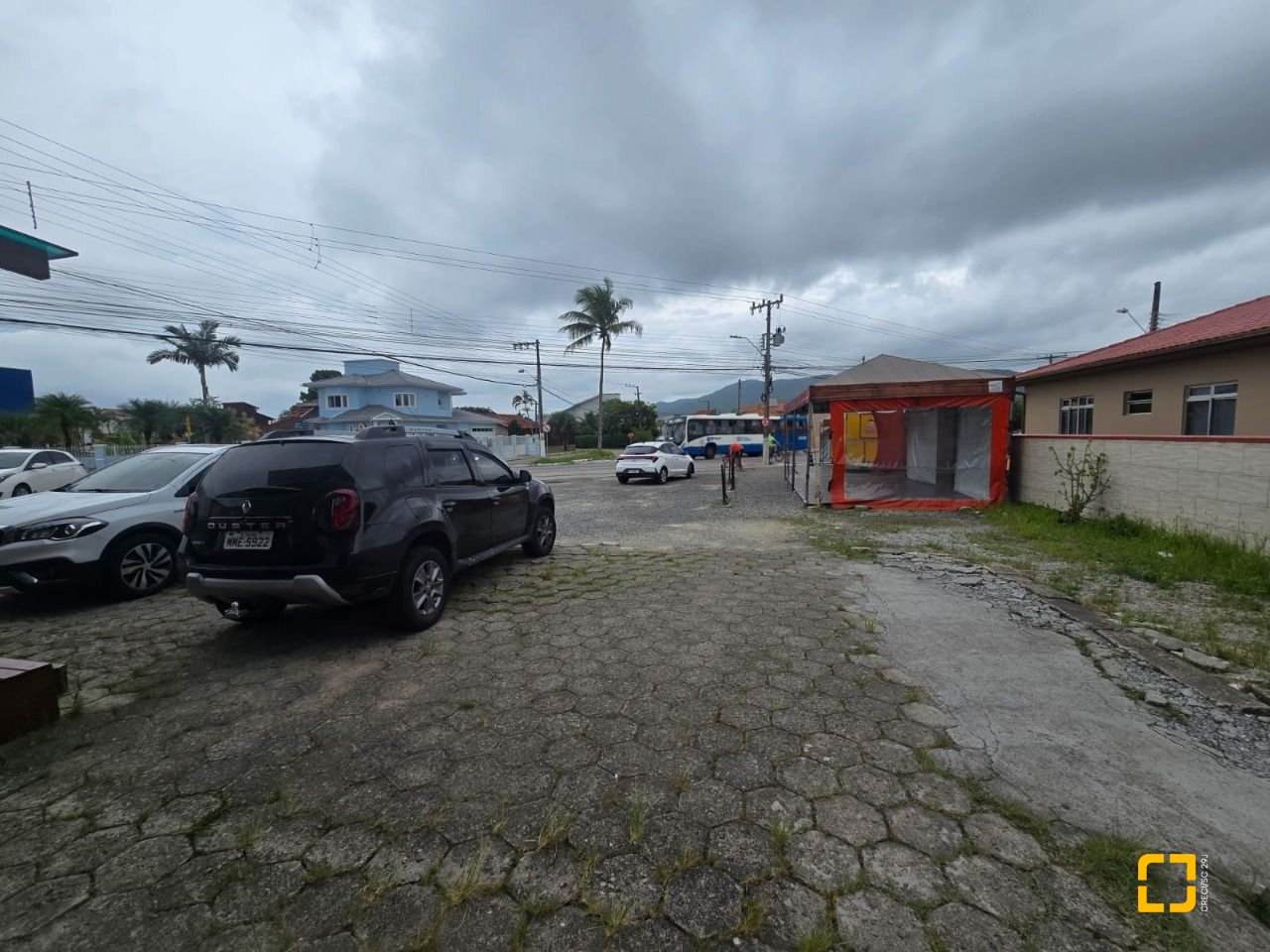 Terreno com 1292m², no bairro Carianos em Florianópolis