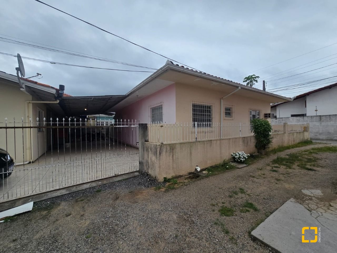 Terreno com 1292m², no bairro Carianos em Florianópolis