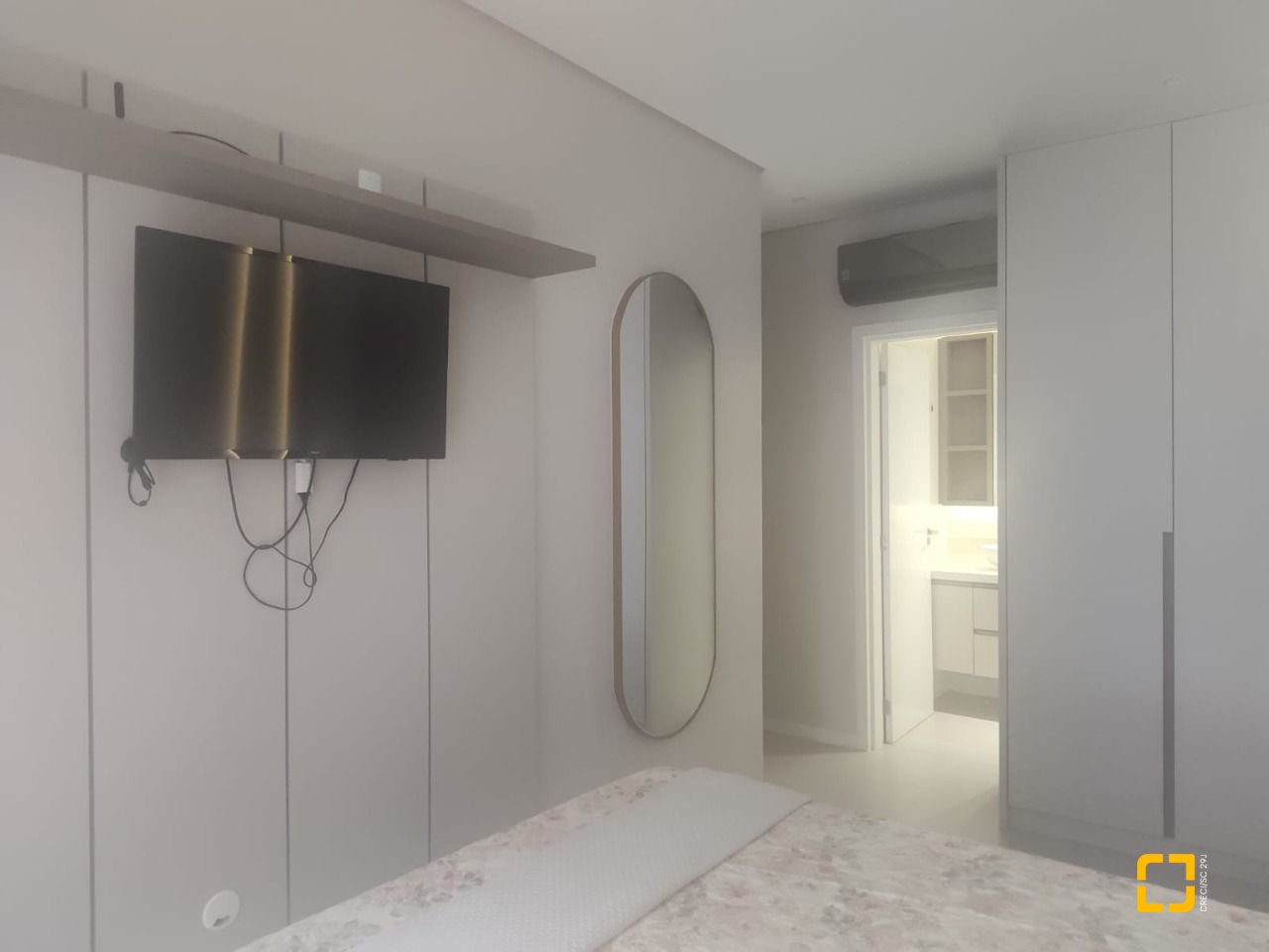 Apartamento com 72m², 3 quartos (sendo 1 suíte), 2 garagens, no bairro João Paulo em Florianópolis