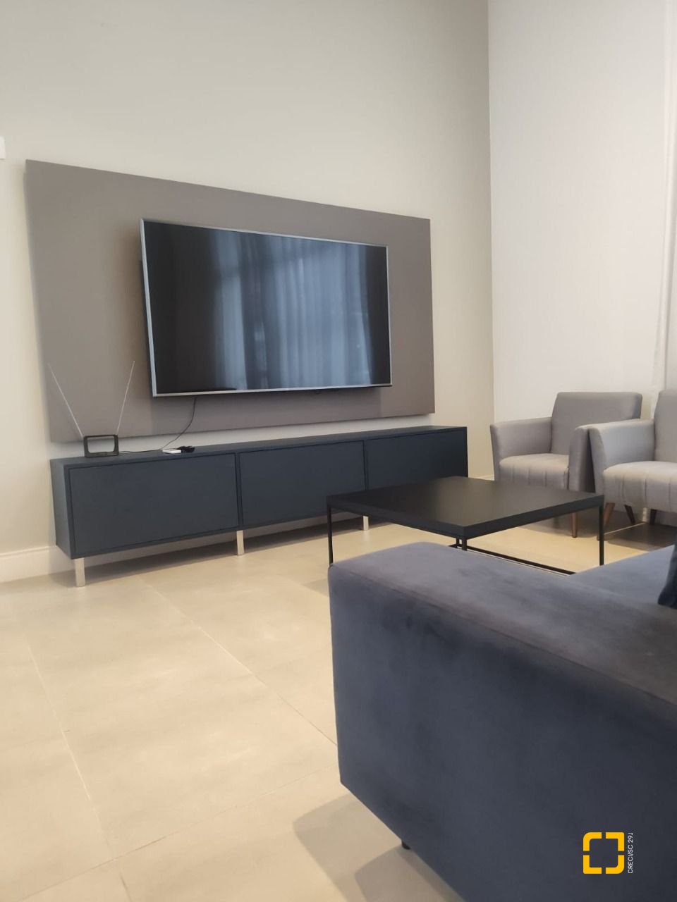 Apartamento com 72m², 3 quartos (sendo 1 suíte), 2 garagens, no bairro João Paulo em Florianópolis
