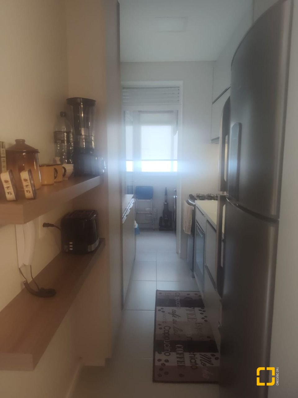 Apartamento com 72m², 3 quartos (sendo 1 suíte), 2 garagens, no bairro João Paulo em Florianópolis