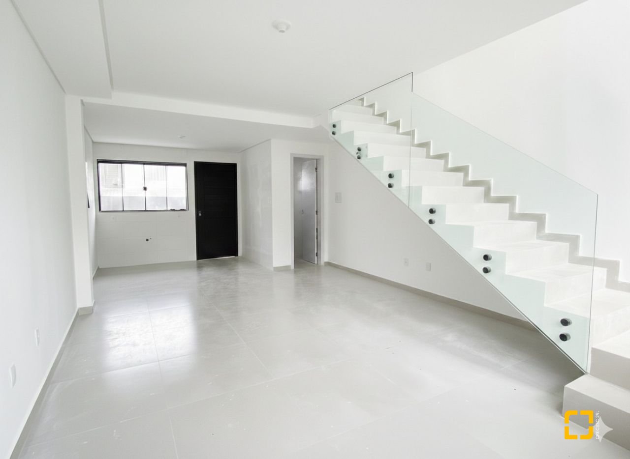 Casa com 86m², 2 quartos (sendo 2 suítes), 1 garagem, no bairro Potecas em São José