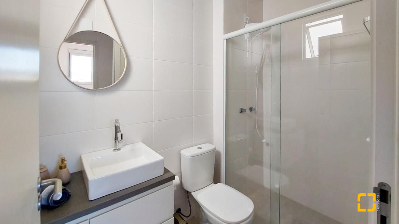 Apartamento com 81m², 4 quartos (sendo 1 suíte), 2 garagens, no bairro Campeche em Florianópolis