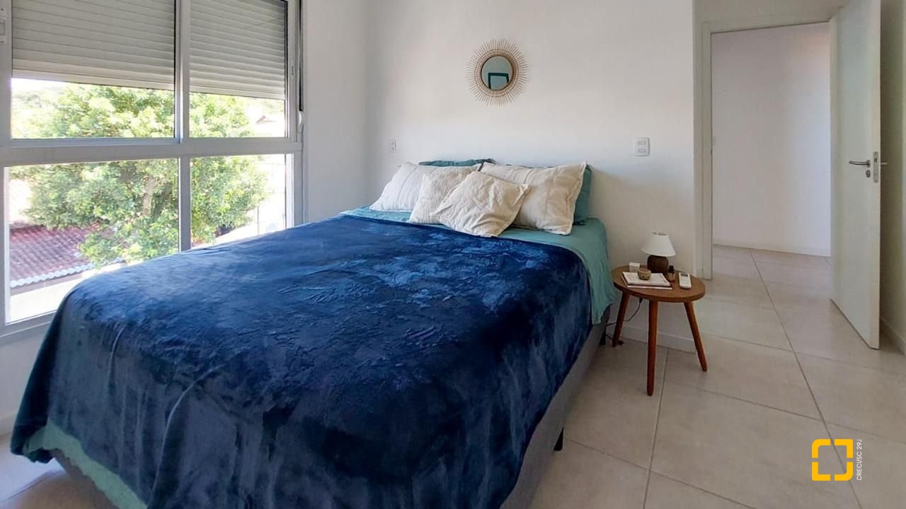Apartamento com 81m², 4 quartos (sendo 1 suíte), 2 garagens, no bairro Campeche em Florianópolis