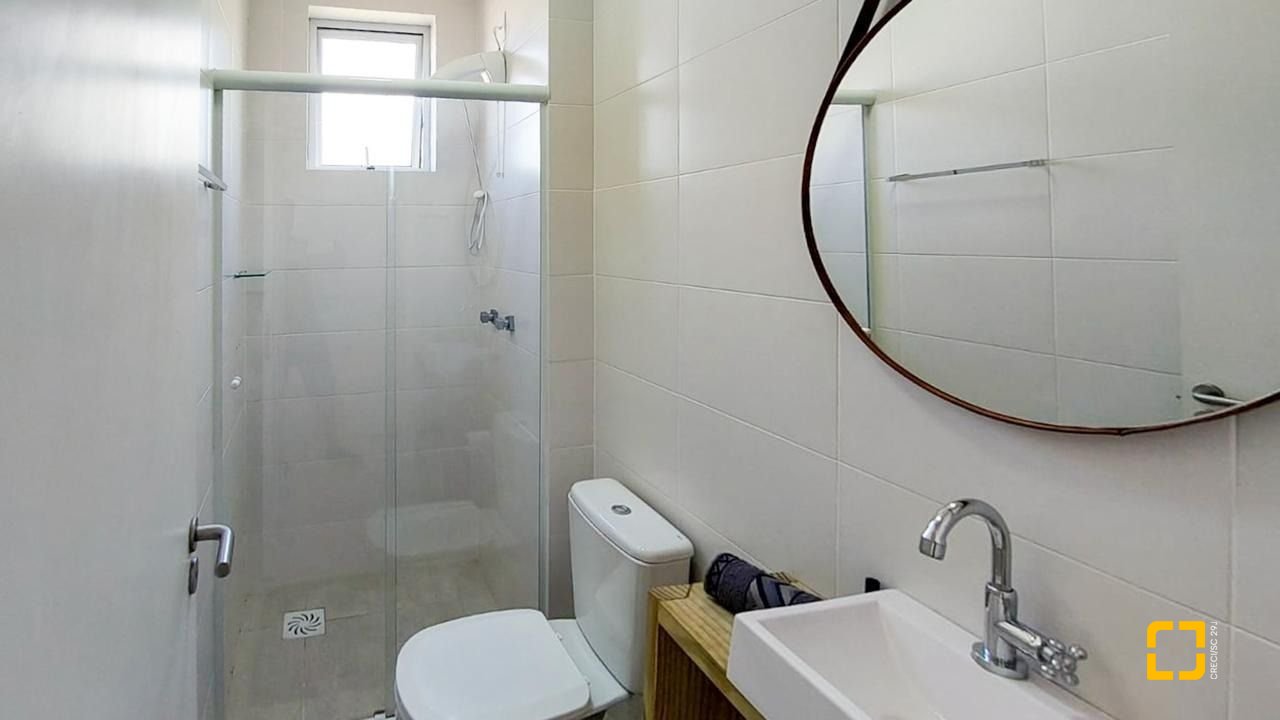 Apartamento com 81m², 4 quartos (sendo 1 suíte), 2 garagens, no bairro Campeche em Florianópolis