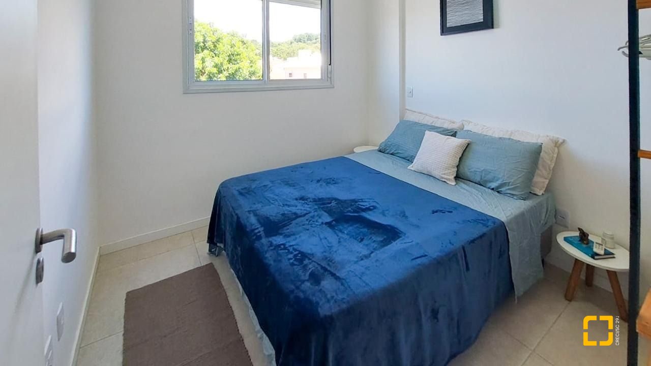 Apartamento com 81m², 4 quartos (sendo 1 suíte), 2 garagens, no bairro Campeche em Florianópolis