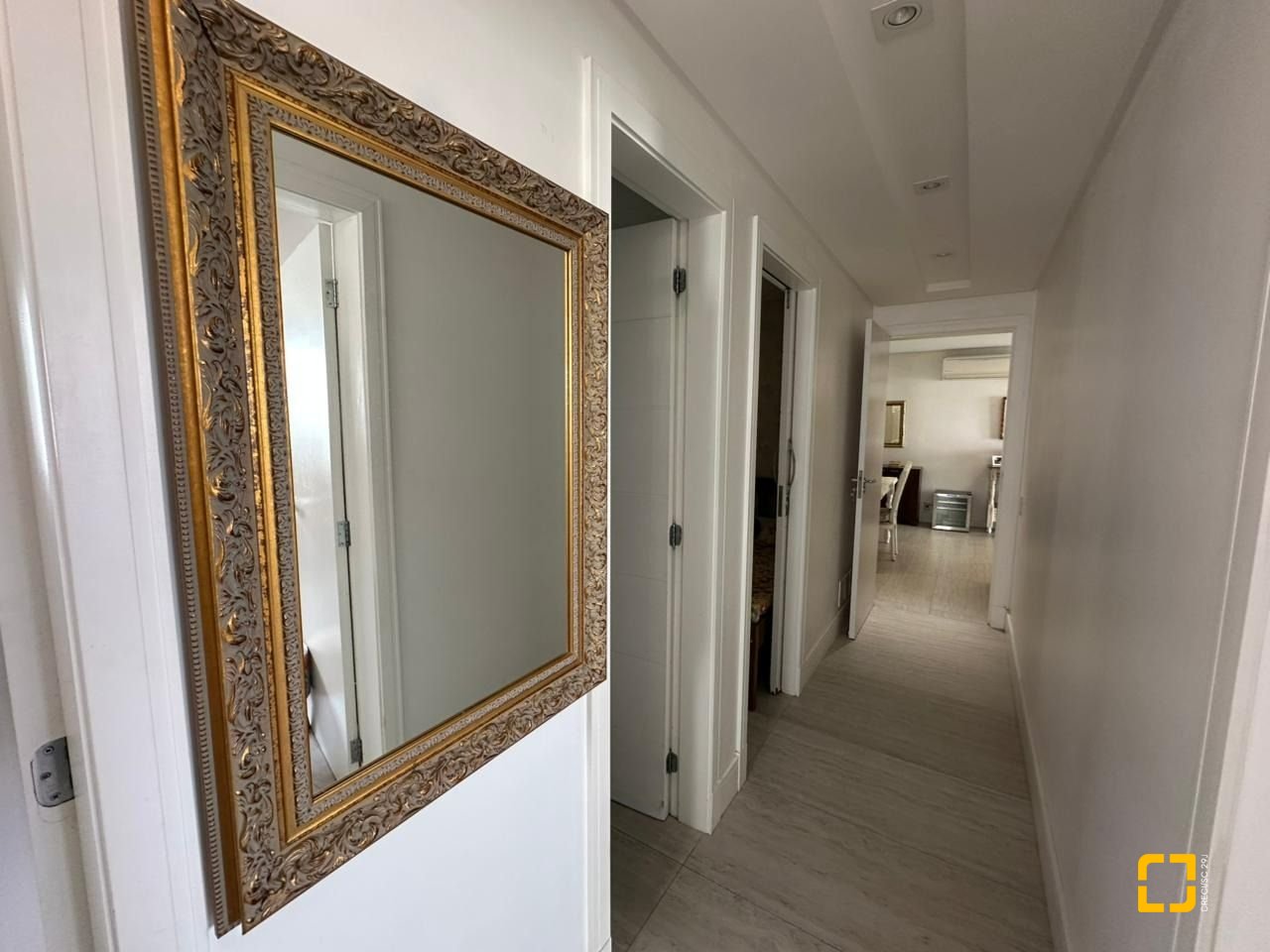 Apartamento com 117m², 4 quartos (sendo 1 suíte), 1 garagem, no bairro Parque São Jorge em Florianópolis