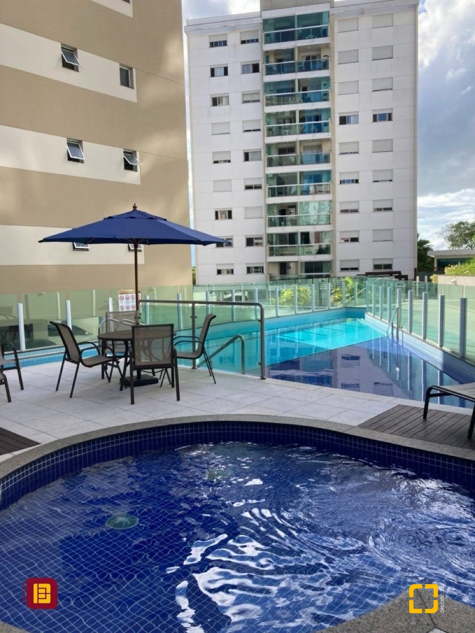Apartamento com 117m², 4 quartos (sendo 1 suíte), 1 garagem, no bairro Parque São Jorge em Florianópolis