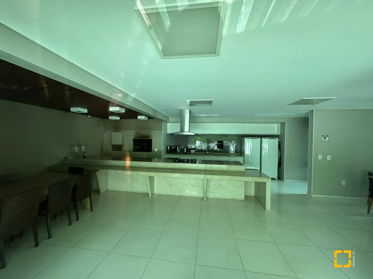 Apartamento com 117m², 4 quartos (sendo 1 suíte), 1 garagem, no bairro Parque São Jorge em Florianópolis