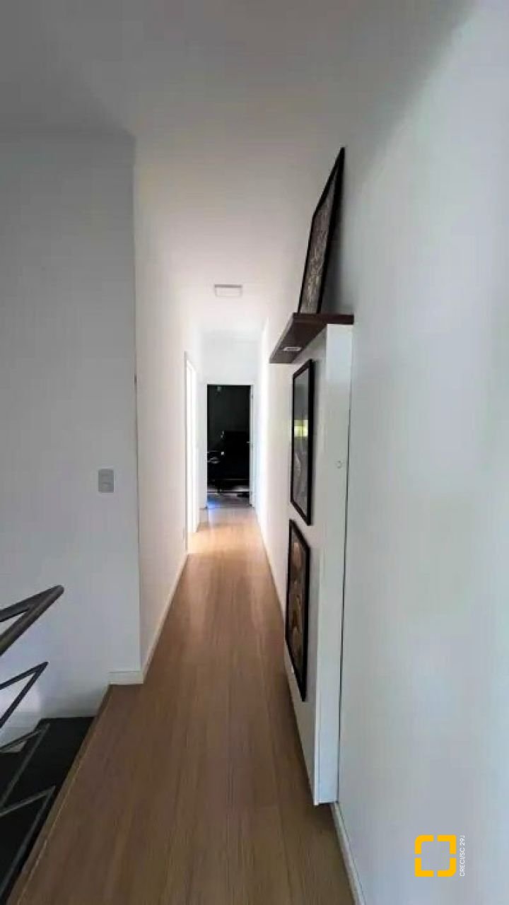 Casa com 100m², 4 quartos (sendo 1 suíte), 2 garagens, no bairro Ingleses em Florianópolis