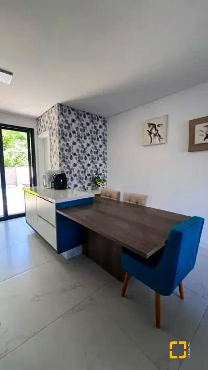 Casa com 100m², 4 quartos (sendo 1 suíte), 2 garagens, no bairro Ingleses em Florianópolis