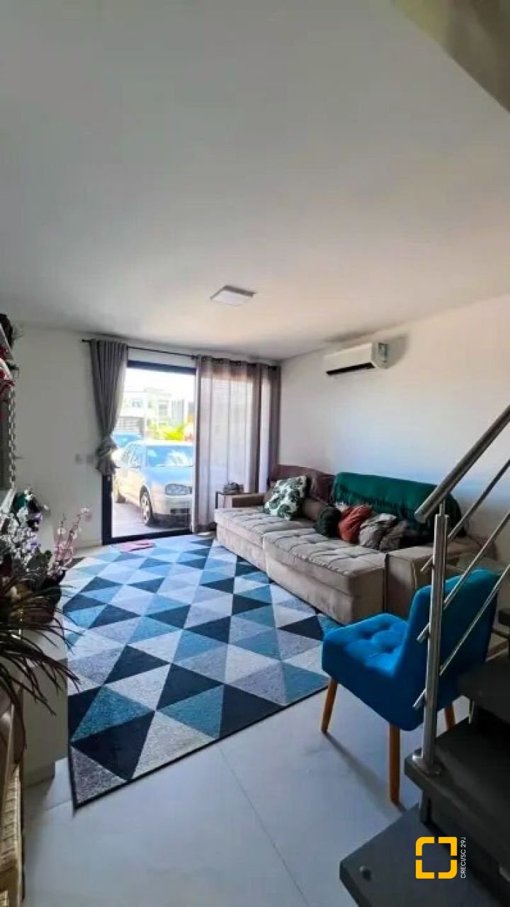 Casa com 100m², 4 quartos (sendo 1 suíte), 2 garagens, no bairro Ingleses em Florianópolis