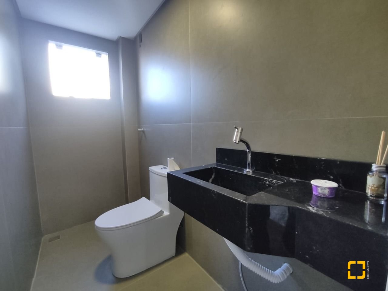 Apartamento com 70m², 3 quartos (sendo 1 suíte), 1 garagem, no bairro Ingleses em Florianópolis