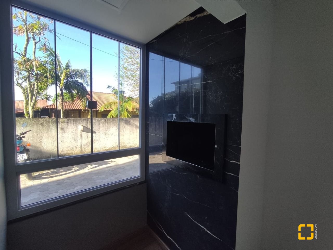 Apartamento com 70m², 3 quartos (sendo 1 suíte), 1 garagem, no bairro Ingleses em Florianópolis