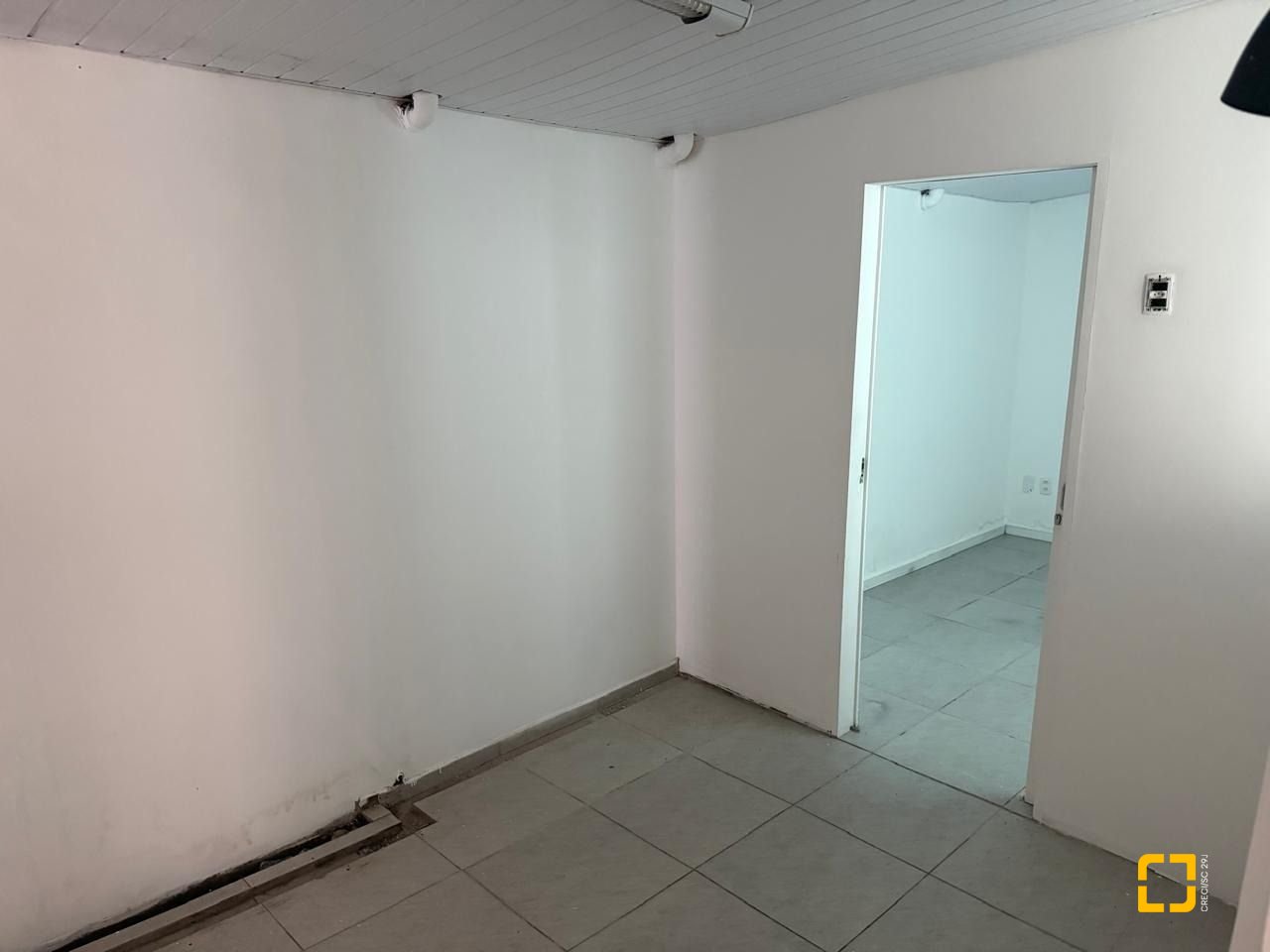 Casa com 160m², 2 quartos, 2 garagens, no bairro Balneário em Florianópolis