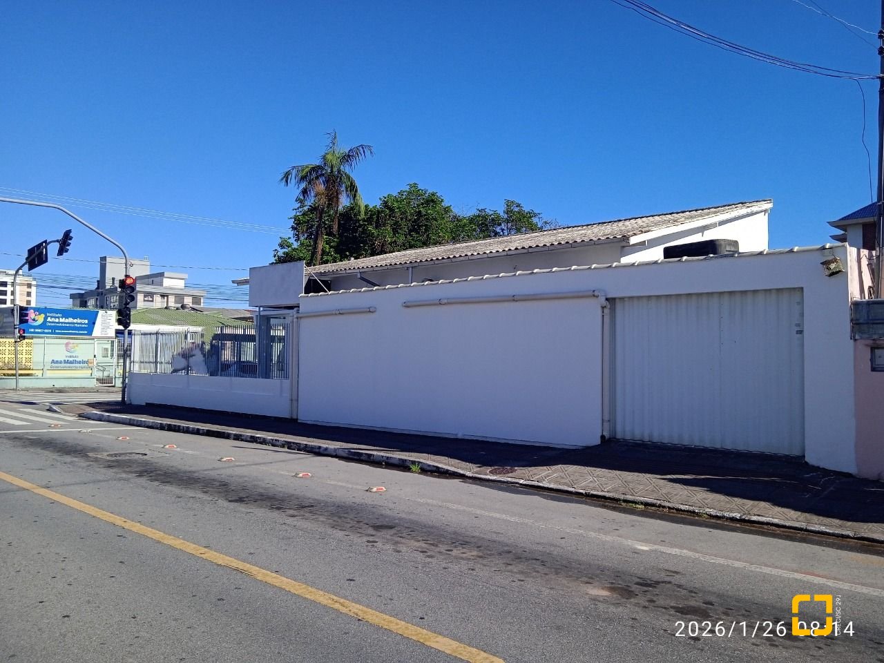 Casa com 160m², 2 quartos, 2 garagens, no bairro Balneário em Florianópolis