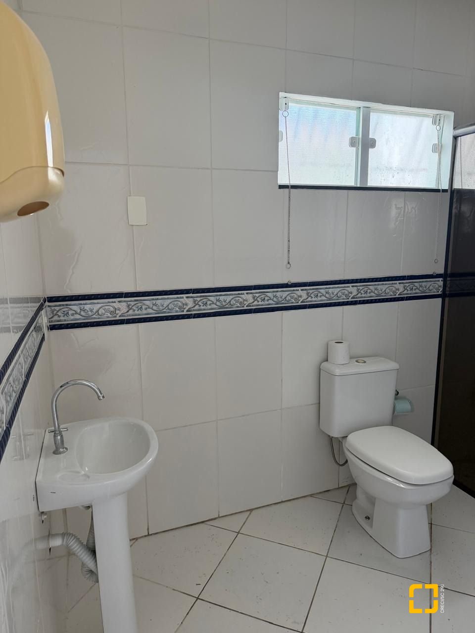 Casa com 160m², 2 quartos, 2 garagens, no bairro Balneário em Florianópolis