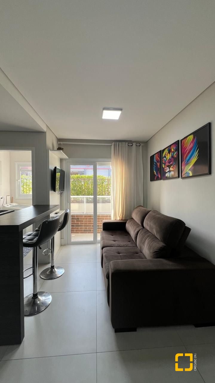 Apartamento com 42m², 1 quarto, 2 garagens, no bairro Córrego Grande em Florianópolis
