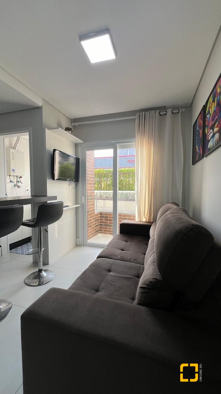 Apartamento com 42m², 1 quarto, 2 garagens, no bairro Córrego Grande em Florianópolis