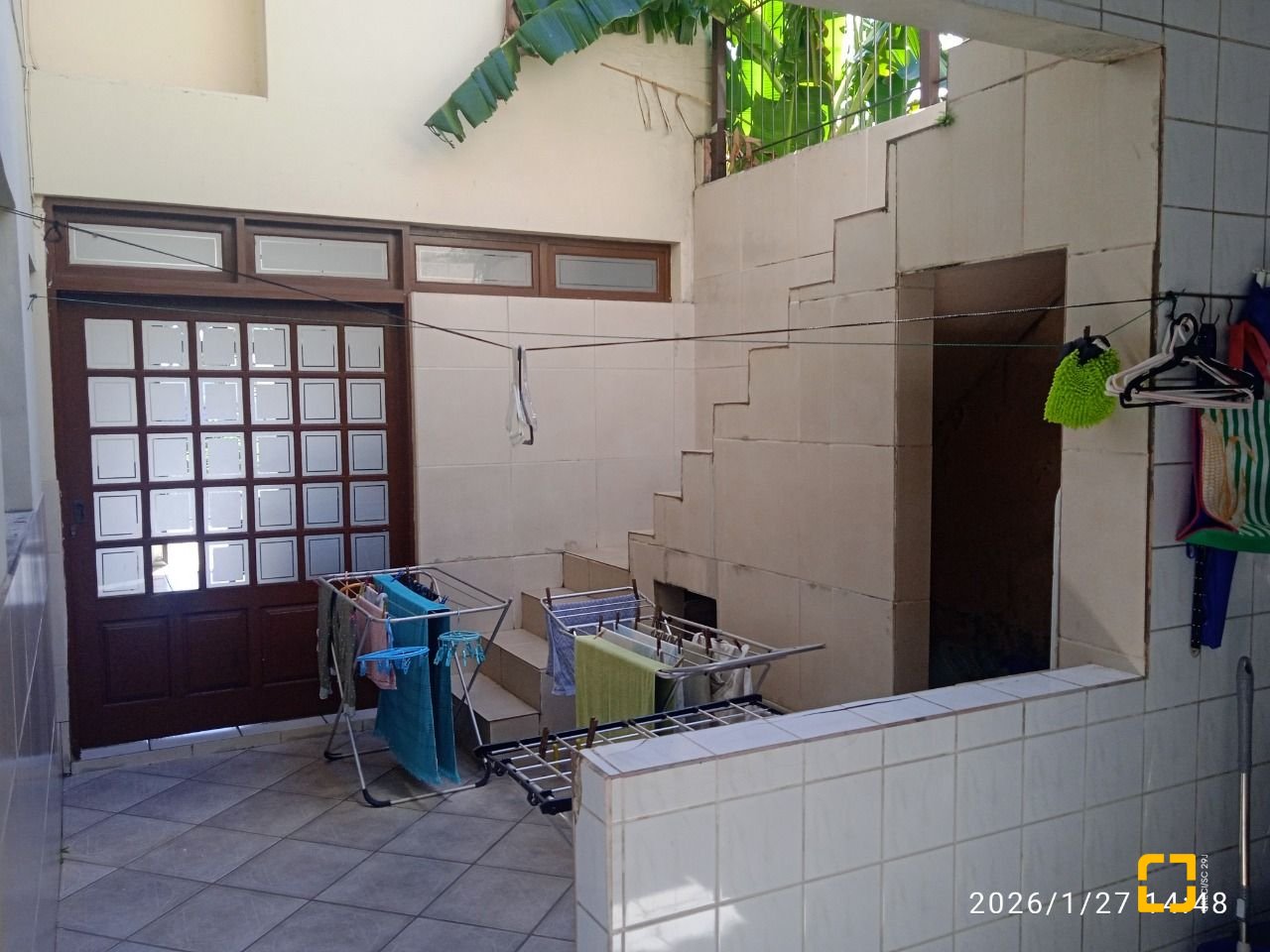 Casa com 220m², 7 quartos (sendo 2 suítes), 2 garagens, no bairro Itaguaçu em Florianópolis