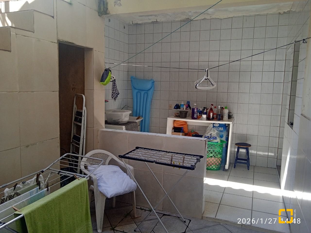 Casa com 220m², 7 quartos (sendo 2 suítes), 2 garagens, no bairro Itaguaçu em Florianópolis
