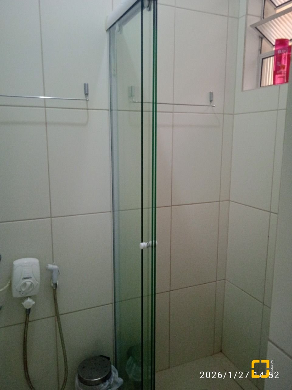 Casa com 220m², 7 quartos (sendo 2 suítes), 2 garagens, no bairro Itaguaçu em Florianópolis