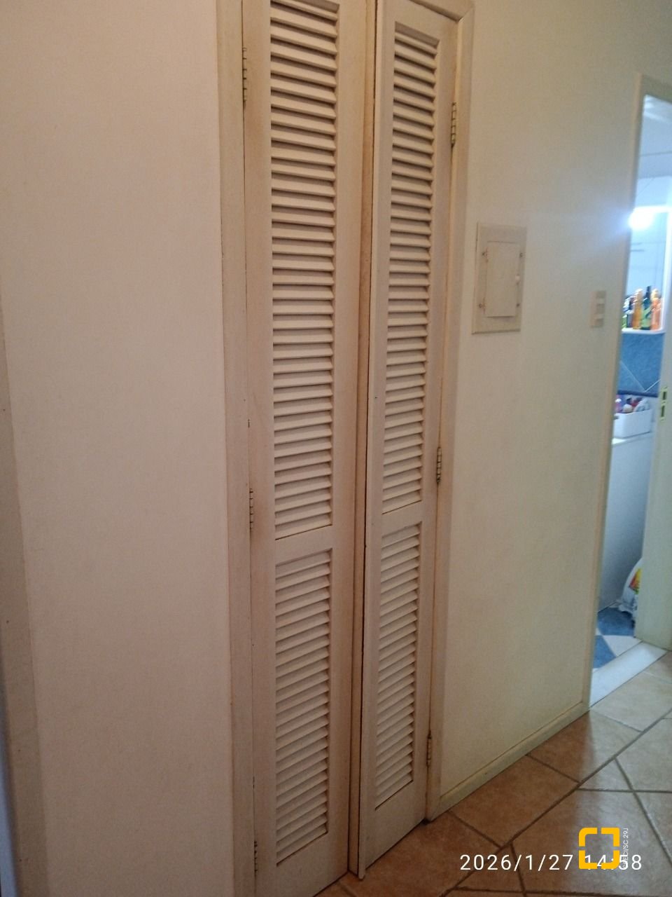 Casa com 220m², 7 quartos (sendo 2 suítes), 2 garagens, no bairro Itaguaçu em Florianópolis