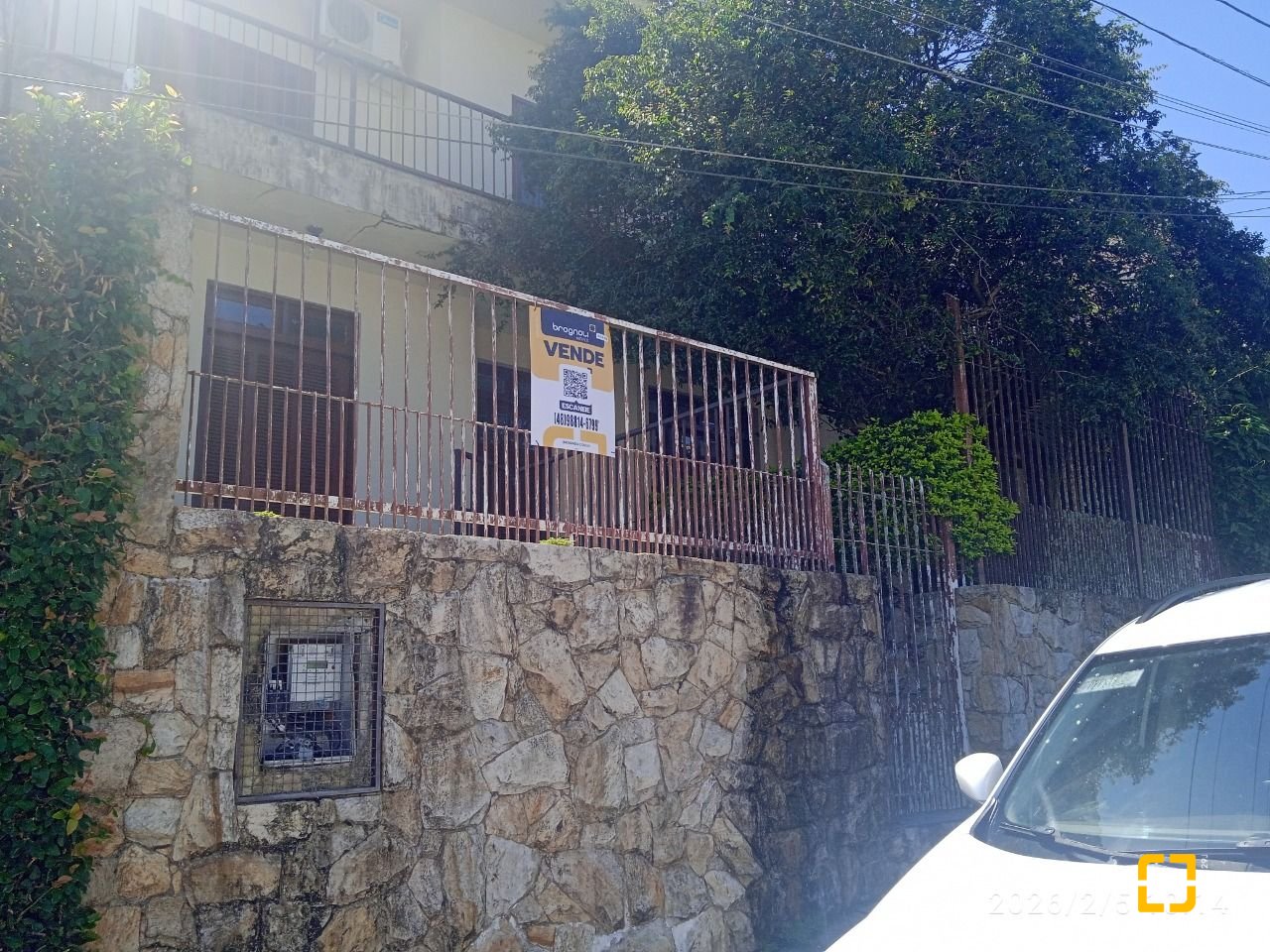 Casa com 220m², 7 quartos (sendo 2 suítes), 2 garagens, no bairro Itaguaçu em Florianópolis