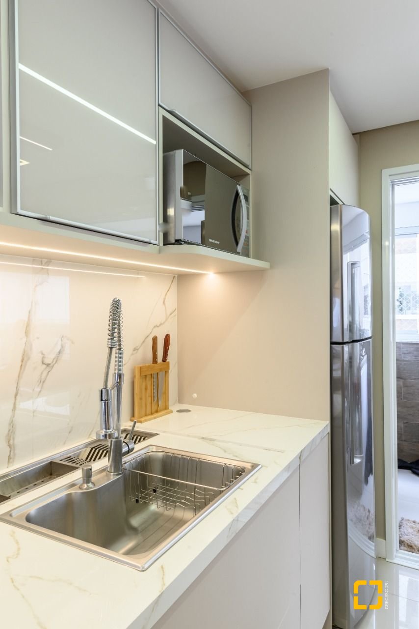 Apartamento com 95m², 4 quartos (sendo 1 suíte), 2 garagens, no bairro Itacorubi em Florianópolis
