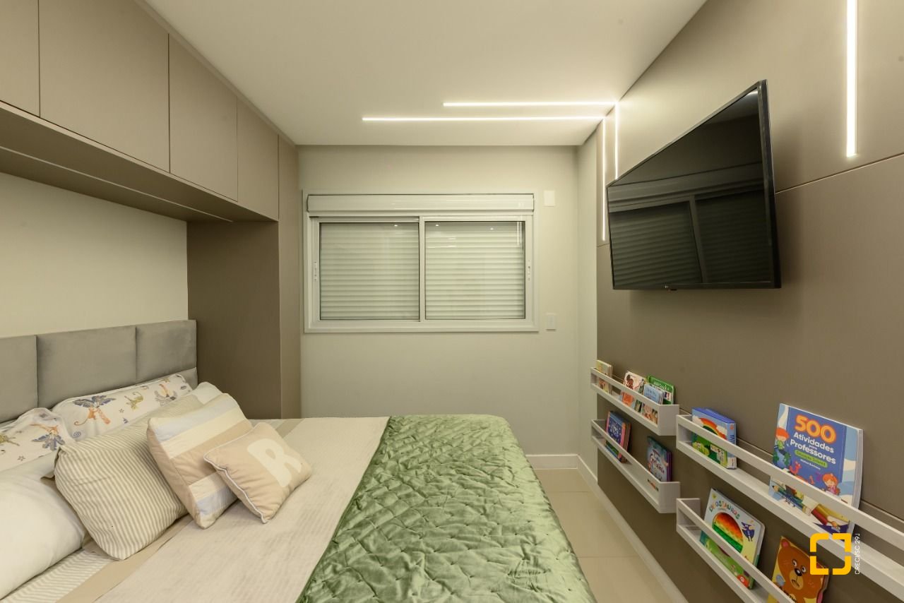 Apartamento com 95m², 4 quartos (sendo 1 suíte), 2 garagens, no bairro Itacorubi em Florianópolis