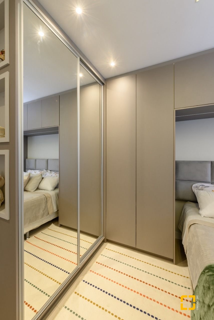 Apartamento com 95m², 4 quartos (sendo 1 suíte), 2 garagens, no bairro Itacorubi em Florianópolis
