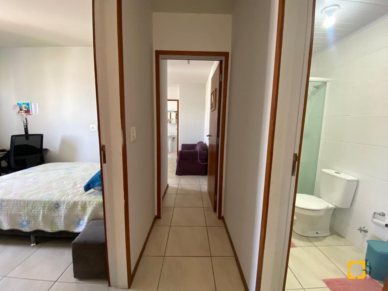 Apartamento com 61m², 2 quartos (sendo 1 suíte), 1 garagem, no bairro Pagani em Palhoça