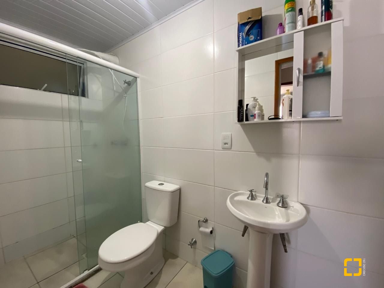 Apartamento com 61m², 2 quartos (sendo 1 suíte), 1 garagem, no bairro Pagani em Palhoça