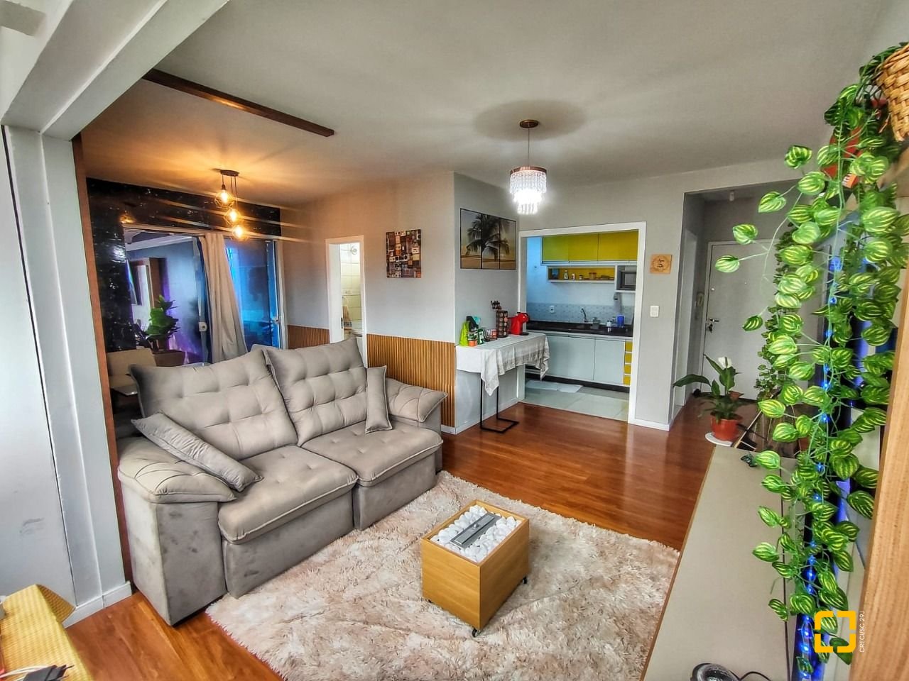 Apartamento com 54m², 1 quarto, no bairro Coqueiros em Florianópolis
