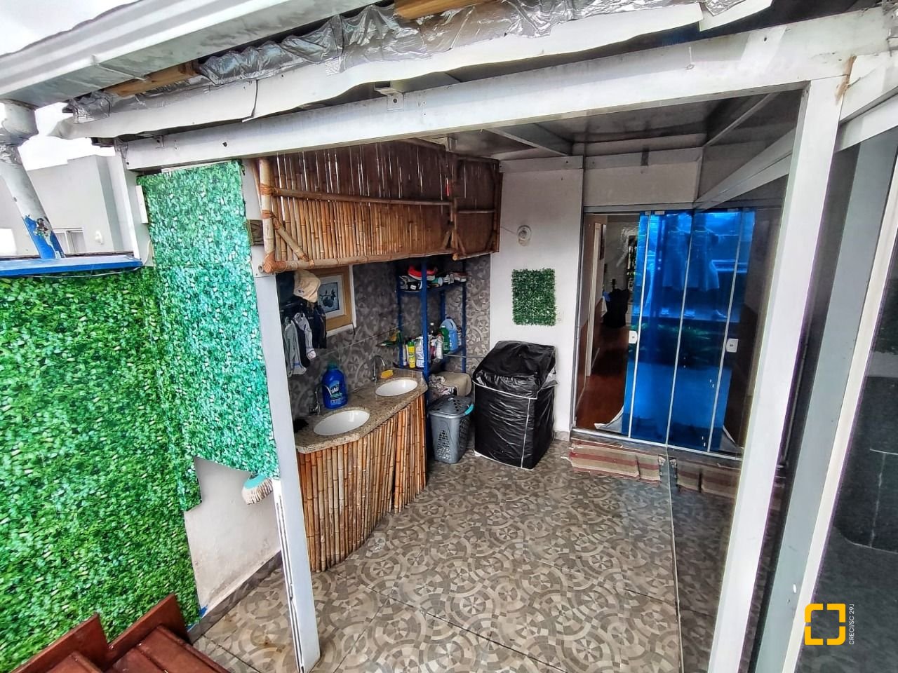 Apartamento com 54m², 1 quarto, no bairro Coqueiros em Florianópolis