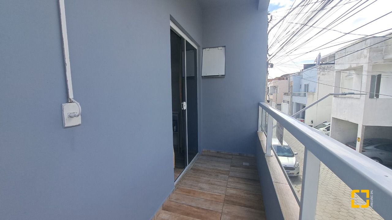 Casa com 180m², 4 quartos (sendo 1 suíte), 2 garagens, no bairro Ingleses em Florianópolis