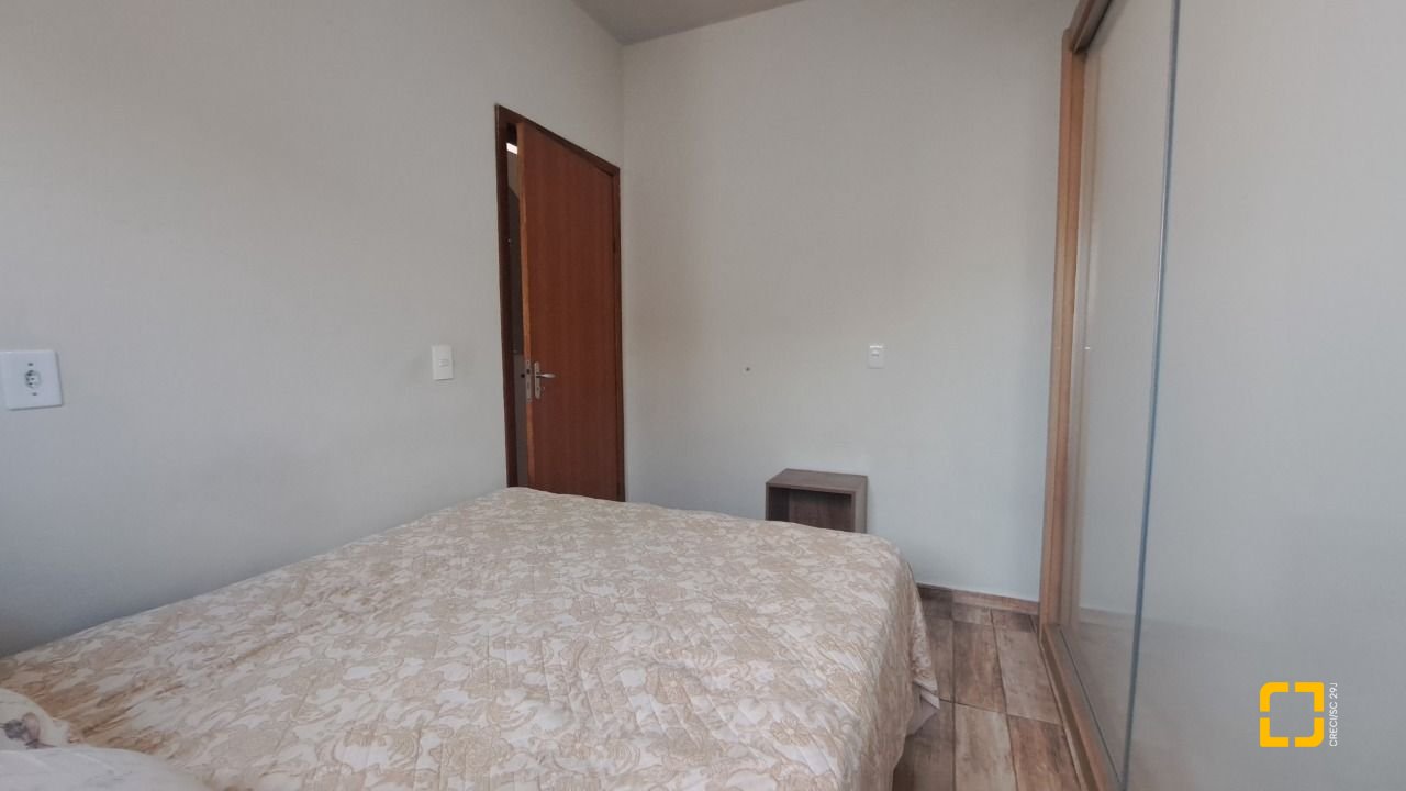 Casa com 180m², 4 quartos (sendo 1 suíte), 2 garagens, no bairro Ingleses em Florianópolis
