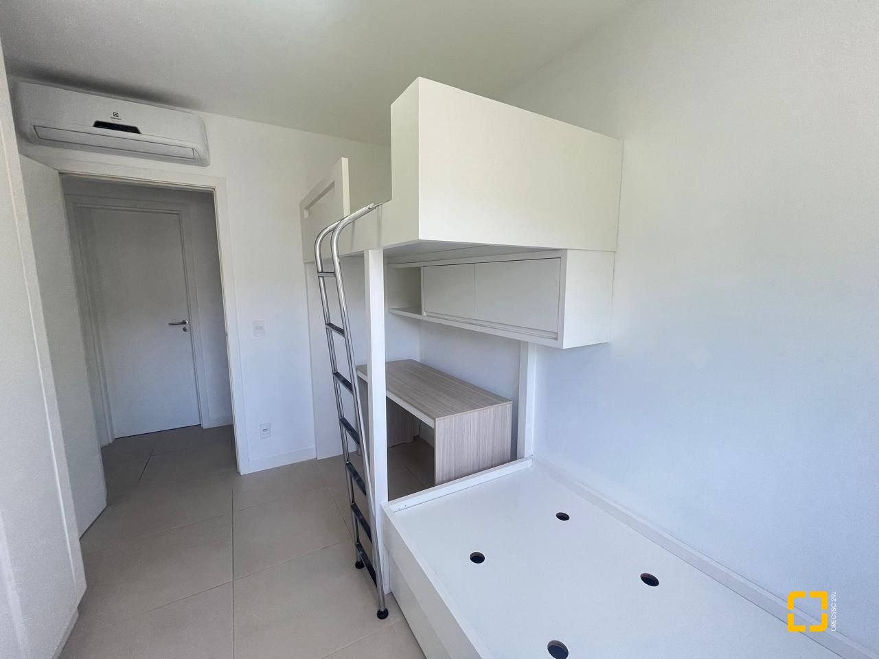 Apartamento com 65m², 3 quartos (sendo 1 suíte), 1 garagem, no bairro Itacorubi em Florianópolis